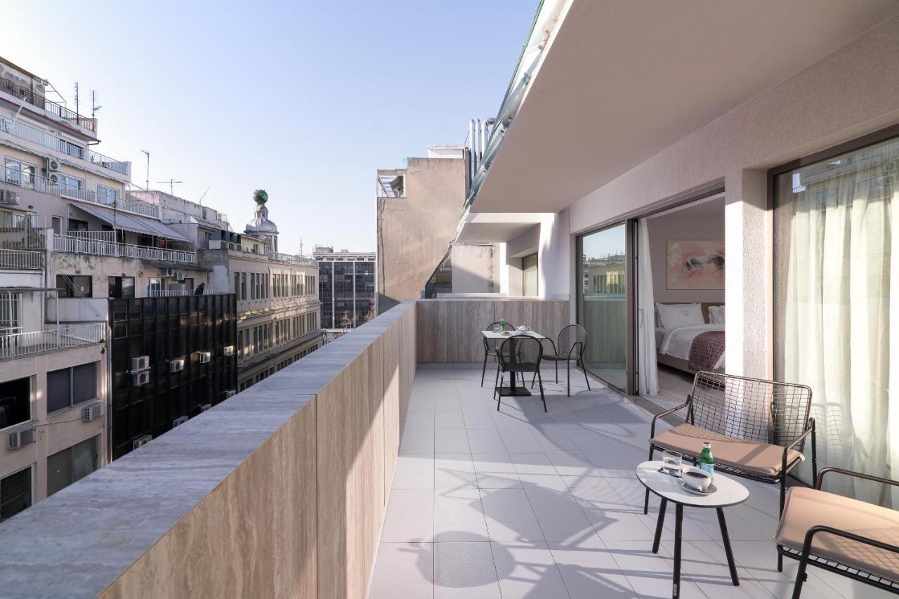 S Hotel Boutique Thessaloniki Exterior photo The hotel's balcony